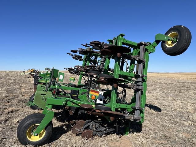 Image of John Deere 2510H equipment image 3