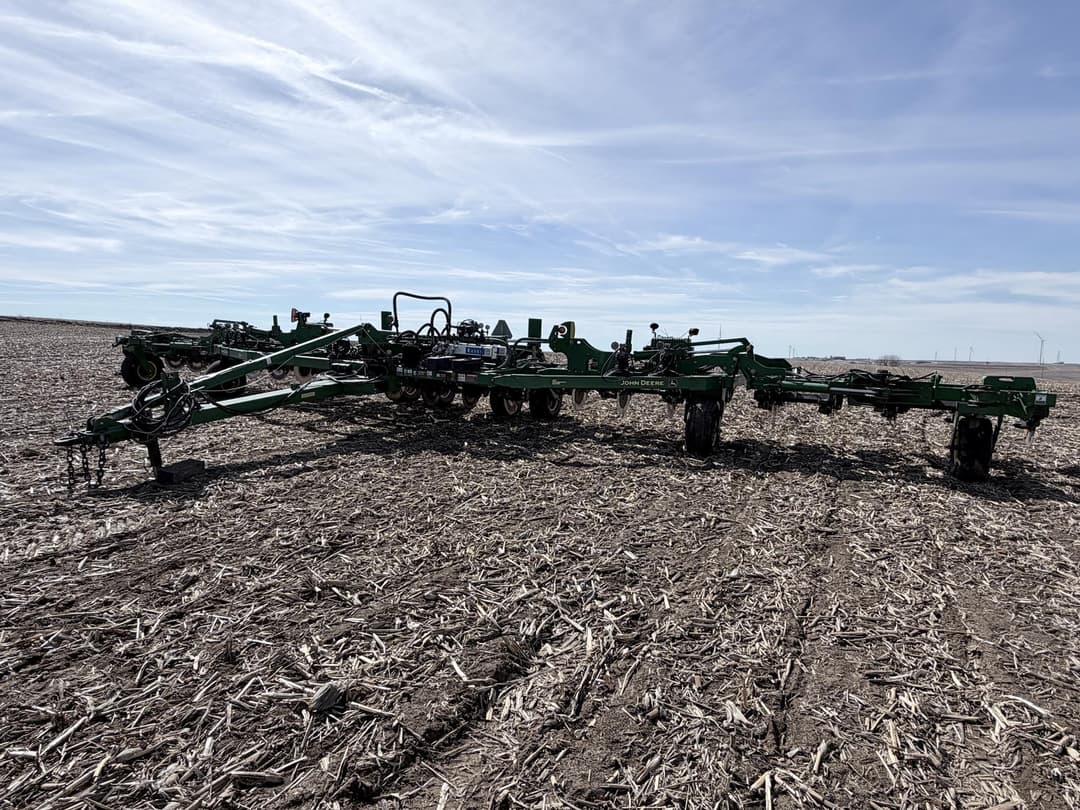 Image of John Deere 2510H Primary image