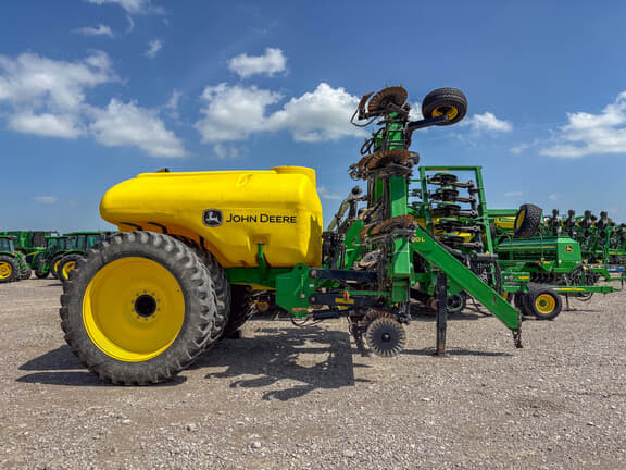 Image of John Deere 2510L Primary image