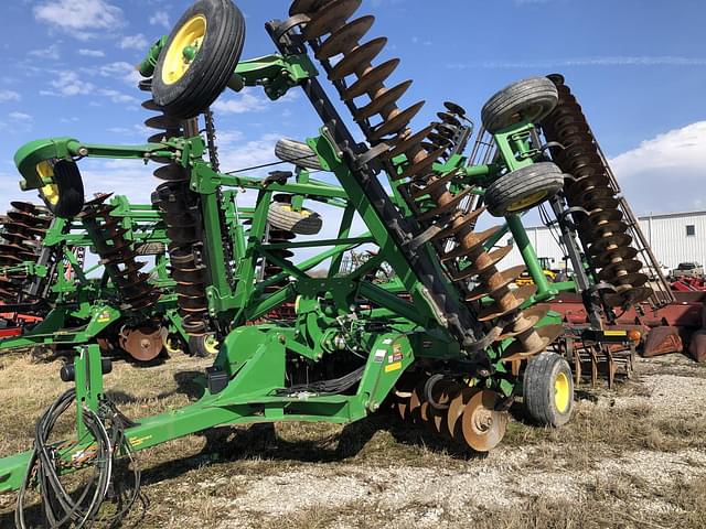 Image of John Deere 2620 equipment image 1