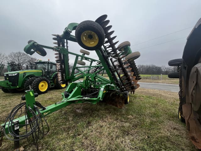Image of John Deere 2620 equipment image 1