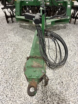 Image of John Deere 2623 equipment image 3