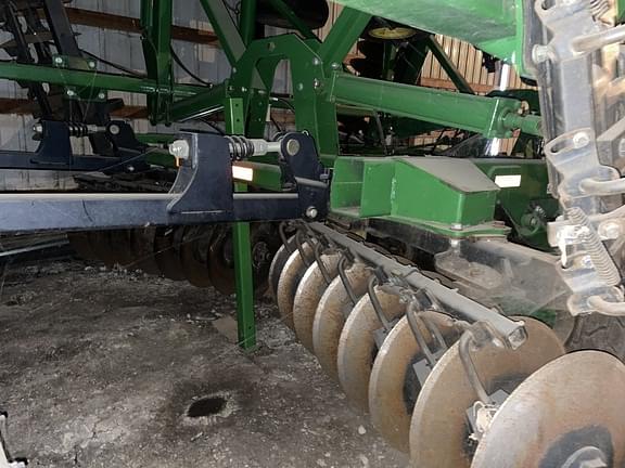 Image of John Deere 2623 equipment image 1