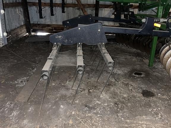 Image of John Deere 2623 equipment image 3
