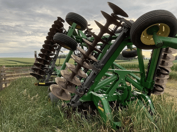 Main image John Deere 2623