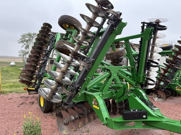 Image of John Deere 2623 equipment image 1