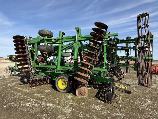 Image of John Deere 2623 equipment image 3