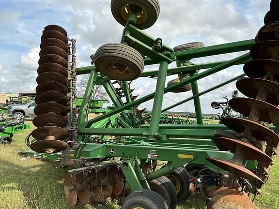 Image of John Deere 2623 equipment image 3
