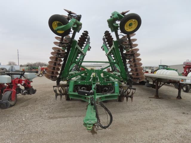 Image of John Deere 2623 equipment image 2