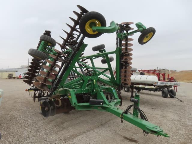 Image of John Deere 2623 equipment image 3