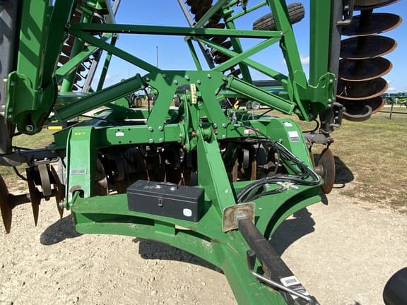 Image of John Deere 2623 equipment image 1