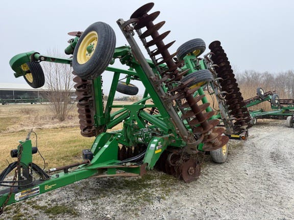 2013 John Deere 2623VT Equipment Image0