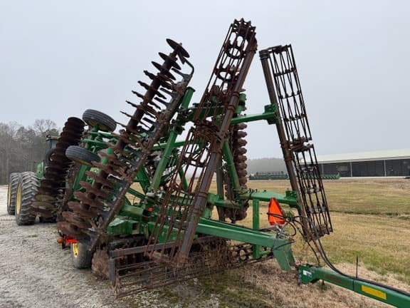 Image of John Deere 2623VT equipment image 2