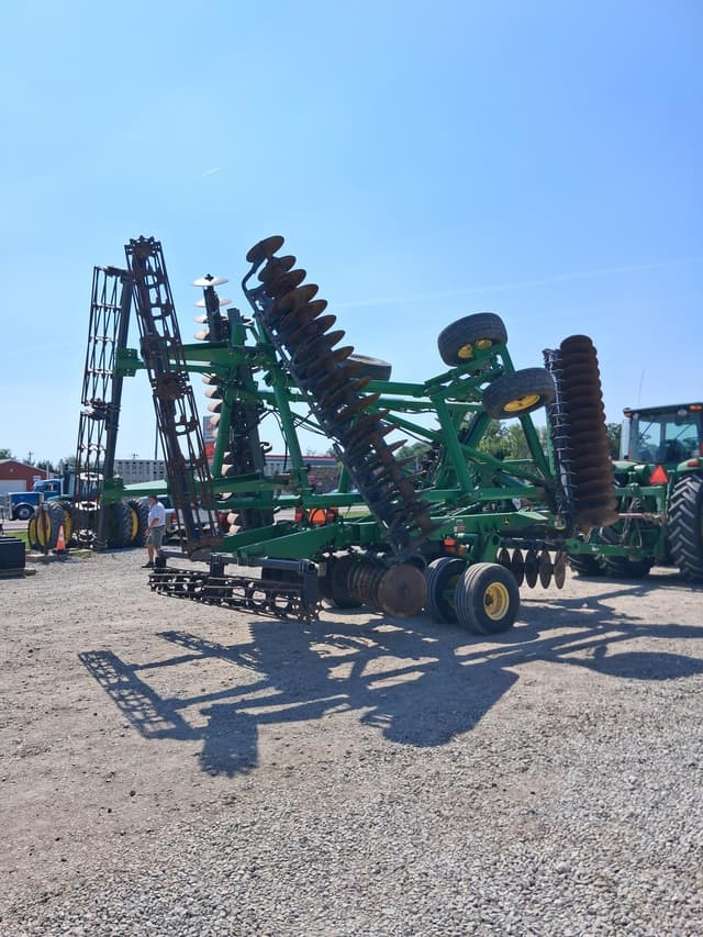 Image of John Deere 2623VT equipment image 3