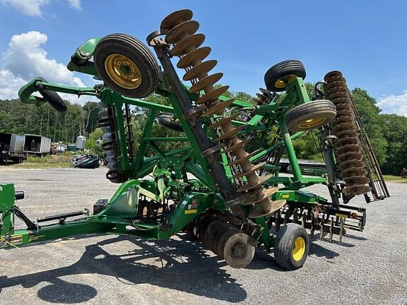 Image of John Deere 2623VT Primary image