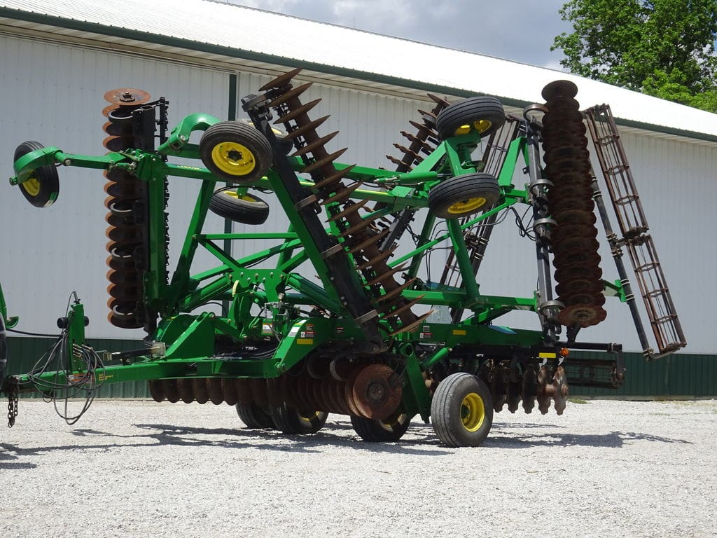 Main image John Deere 2623VT