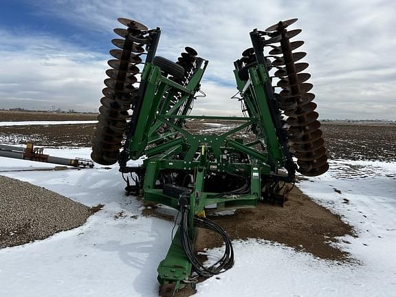 Image of John Deere 2623VT equipment image 1