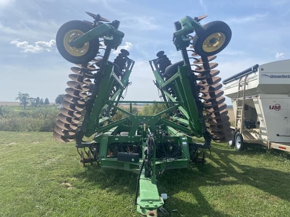 Image of John Deere 2623 equipment image 1