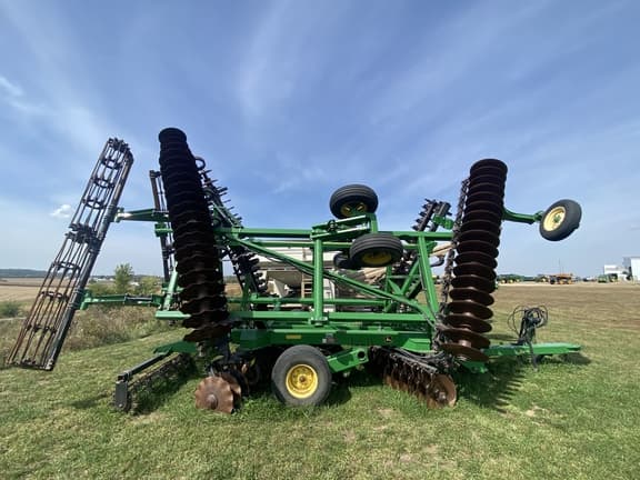 Image of John Deere 2623 equipment image 3