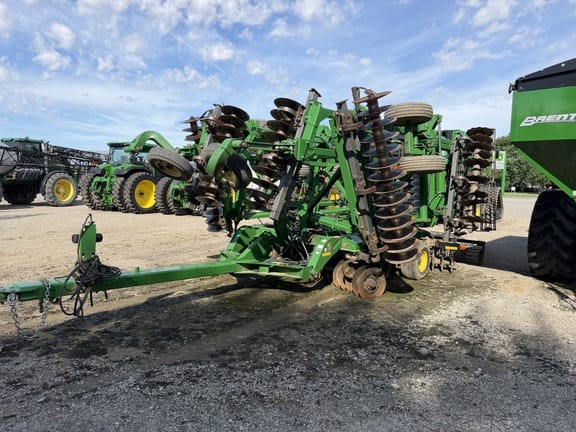 2013 John Deere 2623VT Equipment Image0