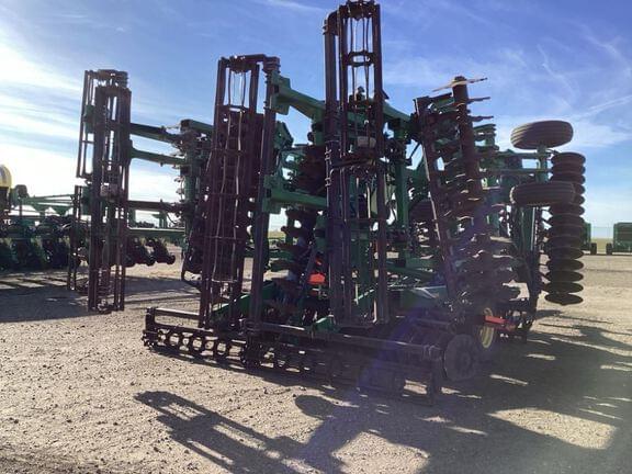 Image of John Deere 2623VT equipment image 4