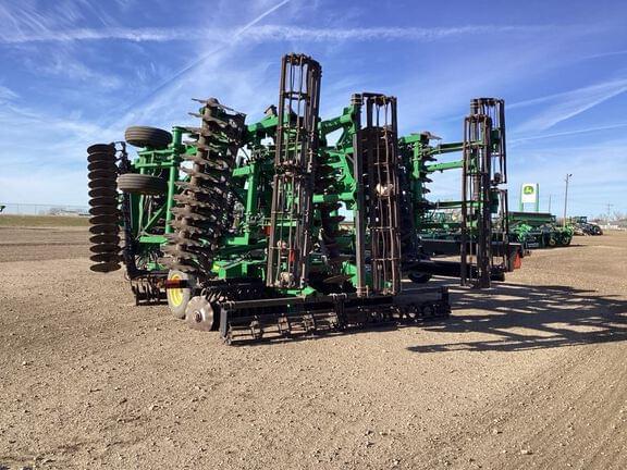 Image of John Deere 2623VT equipment image 2