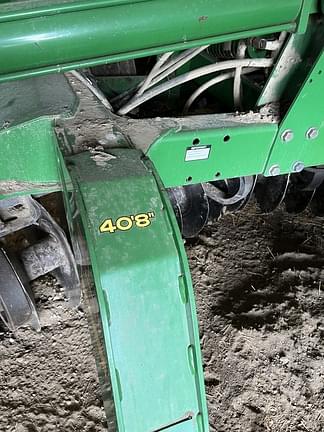 Image of John Deere 2623VT equipment image 1