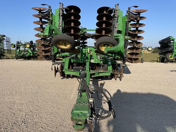 Image of John Deere 2625 equipment image 1