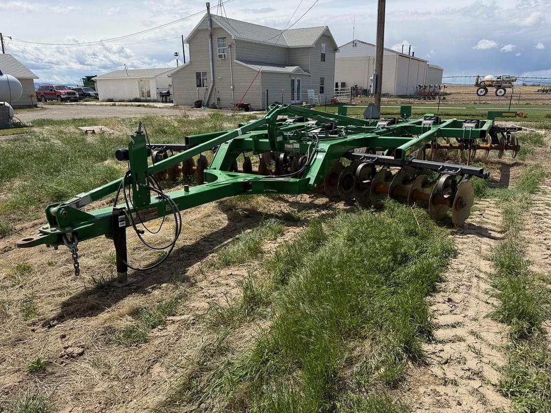 Image of John Deere 2720 Primary image