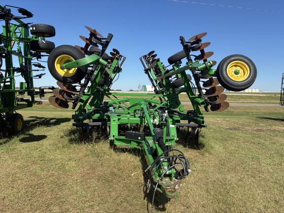 2013 John Deere 2720 Equipment Image0