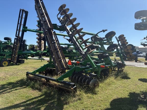 Image of John Deere 2720 equipment image 3