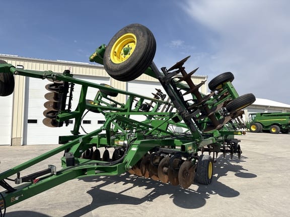 2013 John Deere 2720 Equipment Image0