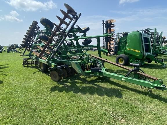 Image of John Deere 2720 equipment image 4