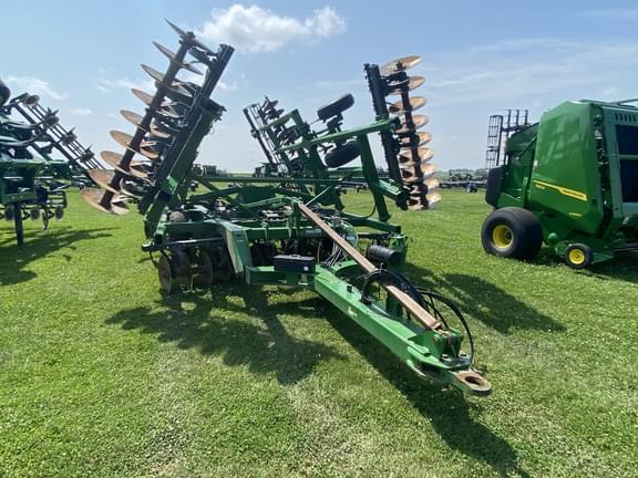 Image of John Deere 2720 equipment image 3