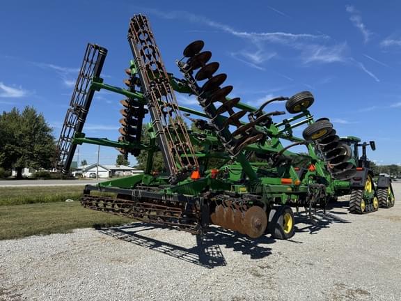 Image of John Deere 2720 equipment image 2