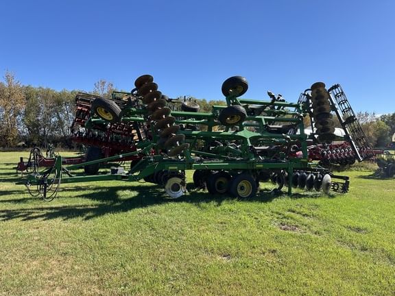 Main image John Deere 2720