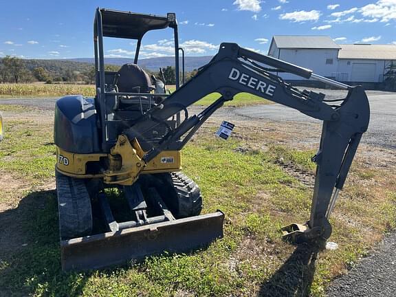 Image of John Deere 27D equipment image 3