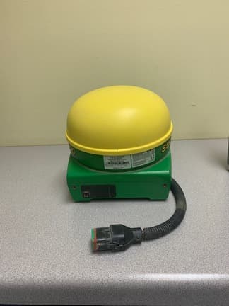 Image of John Deere StarFire 3000 equipment image 3