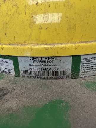 Image of John Deere StarFire 3000 equipment image 4