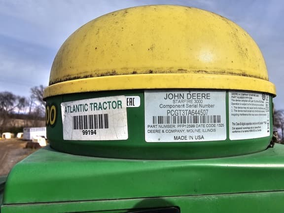 Image of John Deere StarFire 3000 Image 1