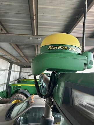 Image of John Deere StarFire 3000 Primary image