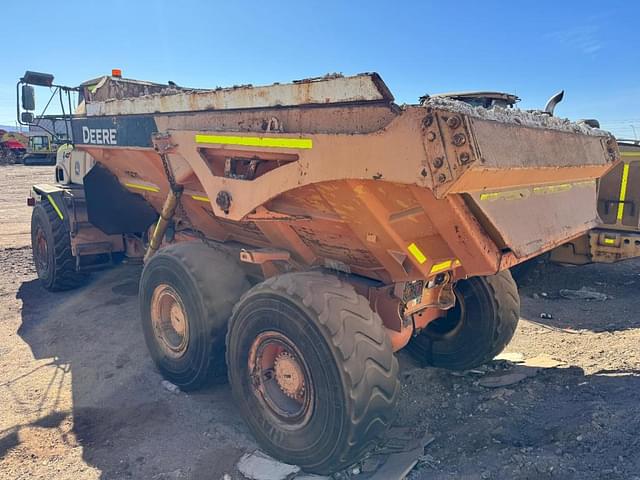 Image of John Deere 300D equipment image 4