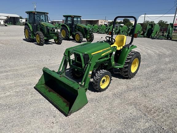 Image of John Deere 3032E Primary image