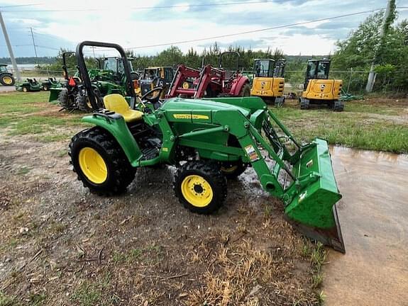 Image of John Deere 3032E Primary image