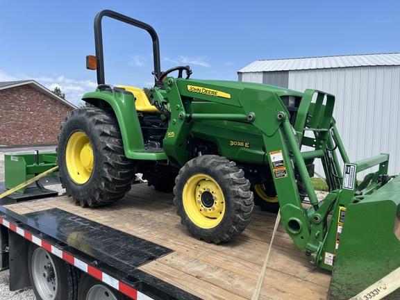 Image of John Deere 3038E Primary Image