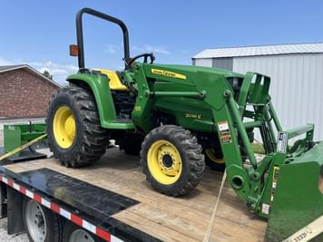 Main image John Deere 3038E