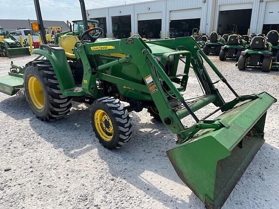 Image of John Deere 3038E equipment image 1