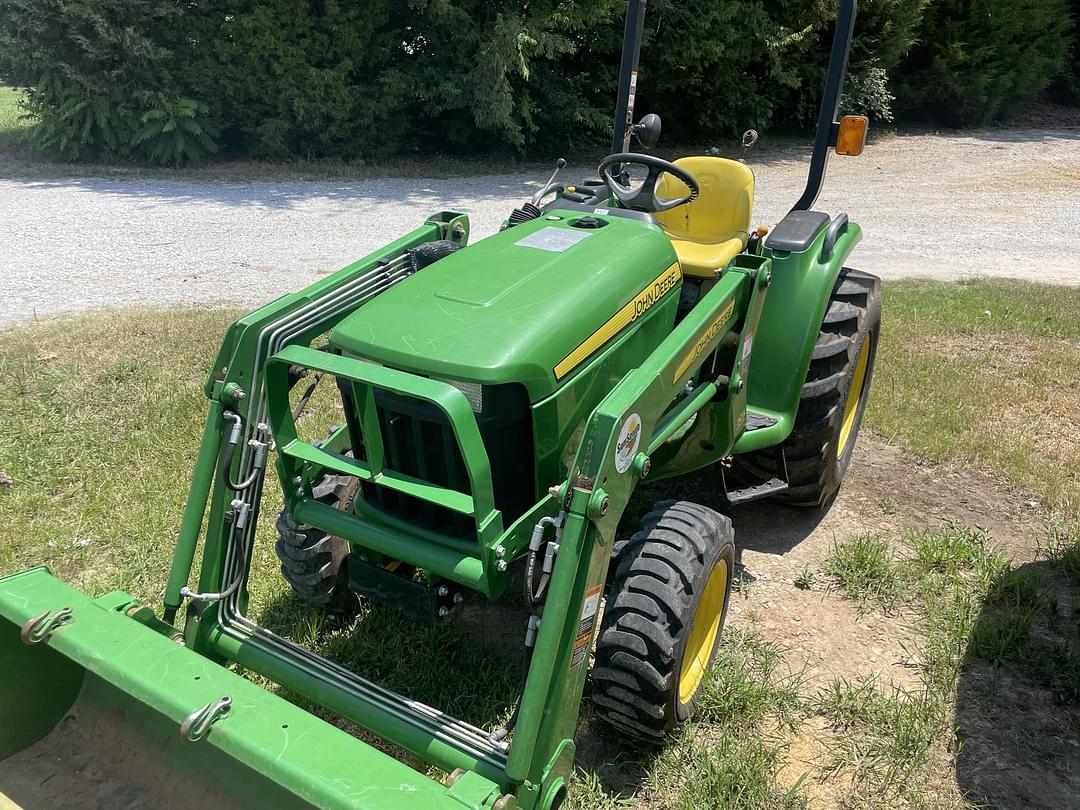 Image of John Deere 3038E Primary image
