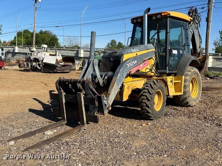 2013 John Deere 310SK Equipment Image0