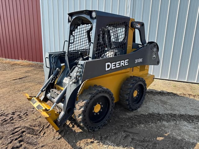 Image of John Deere 318E equipment image 1